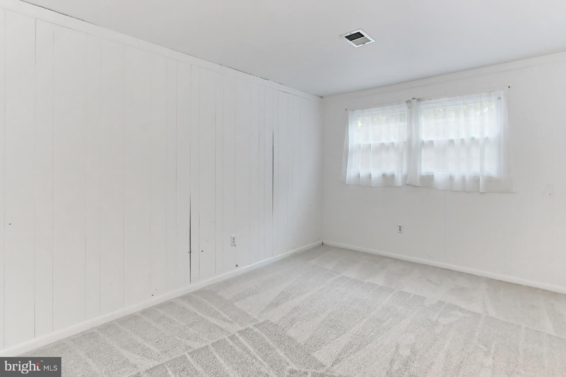 6305 Gormley Place Springfield, VA 22152 - Photo 30 of 66 5th bedroom , den (no closet)