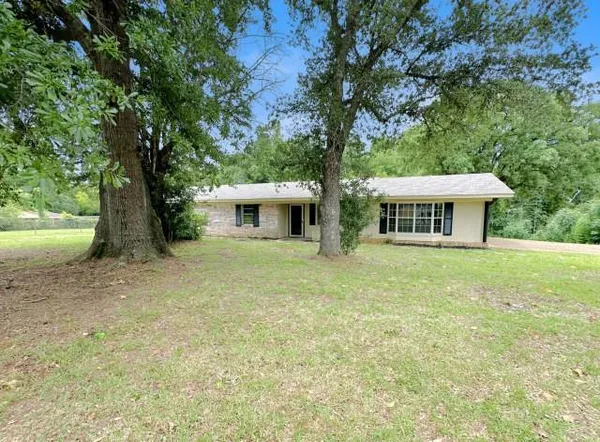 $254,900 | 300 Pine Street, Ore City, TX 75683