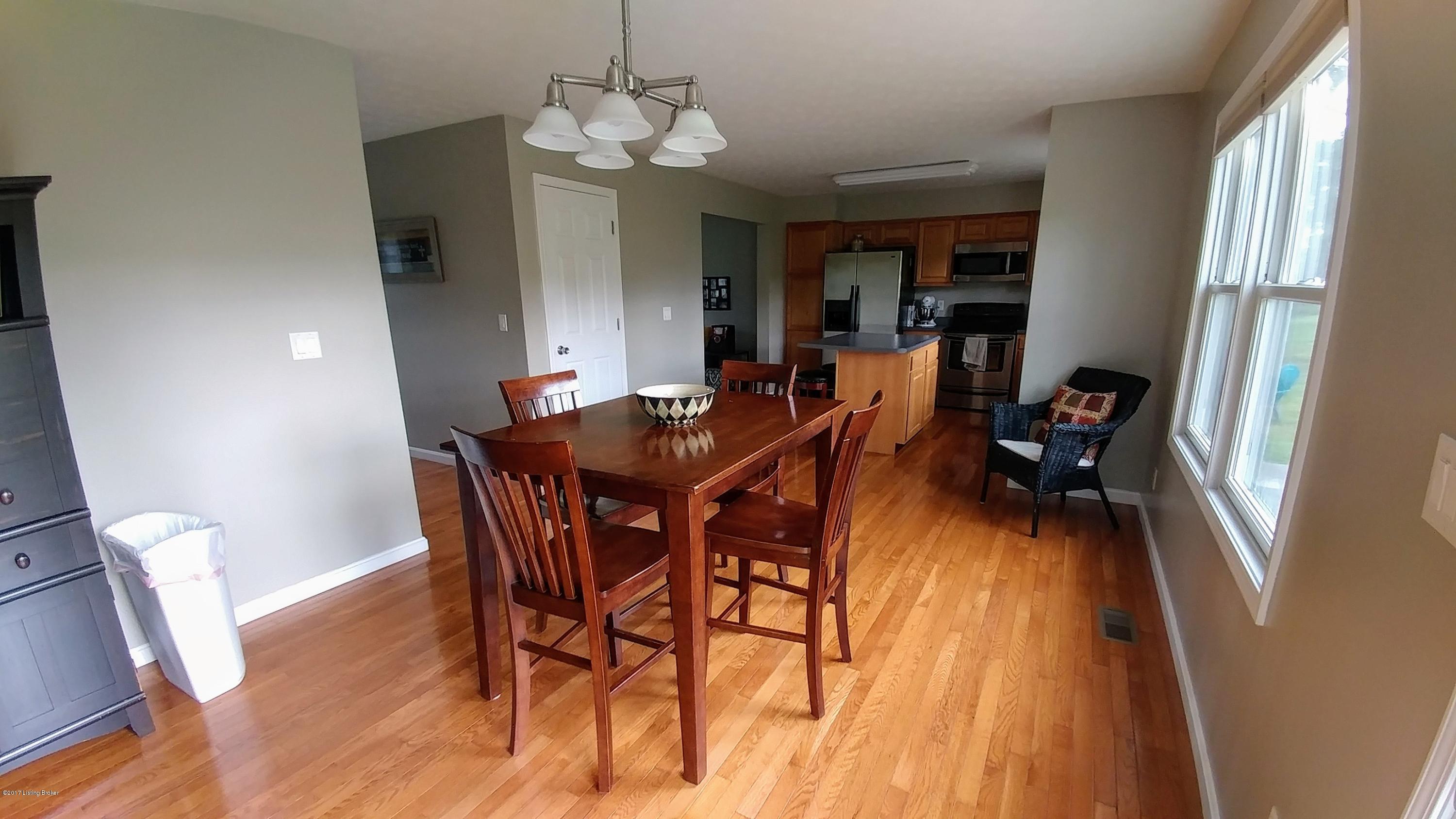670 Paul Harned Road Lebanon Junction, KY 40150 - Photo 6 of 31 Dining