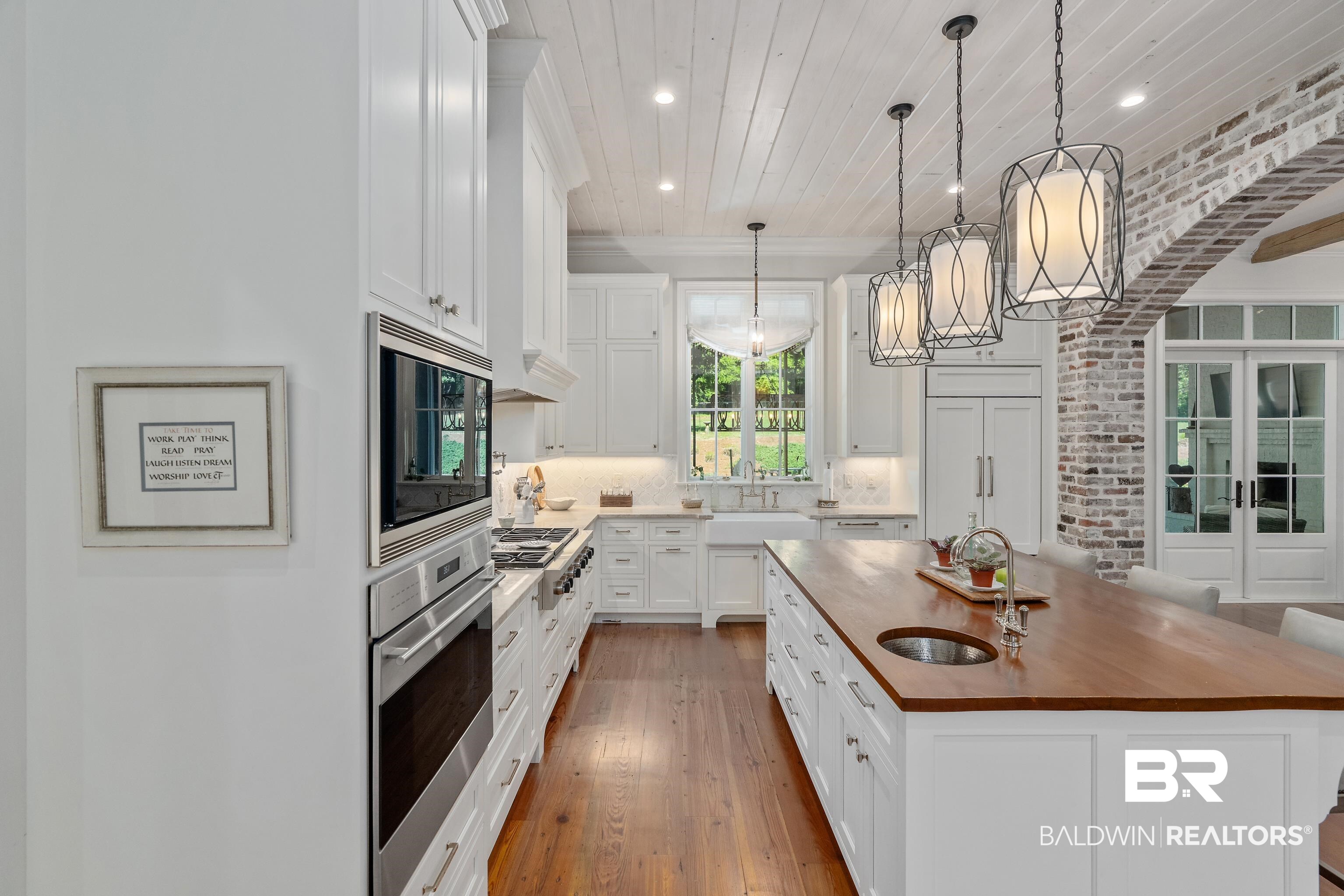23800 Main Street Fairhope, AL 36532 - Photo 14 of 51 Kitchen