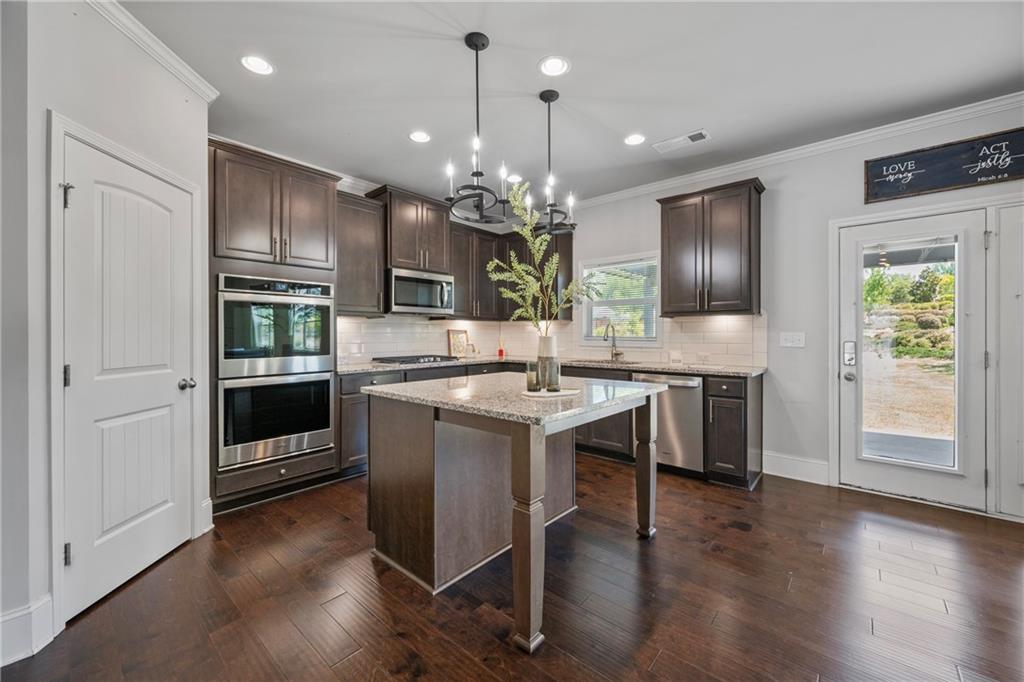 6780 Rambling Vale Dawsonville, GA 30534 - Photo 11 of 48