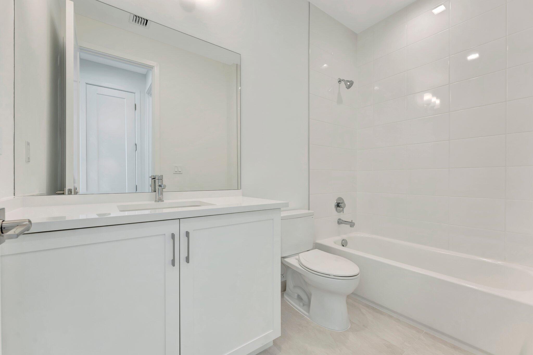 20448 River Run Lane Boca Raton, FL 33434 - Photo 23 of 41 47-web-or-mls-DSC04227