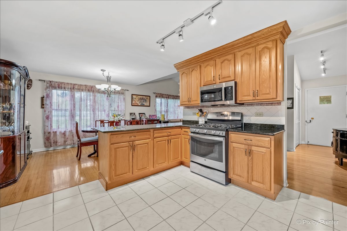 2530 Old Glenview Road Wilmette, IL 60091 - Photo 15 of 35