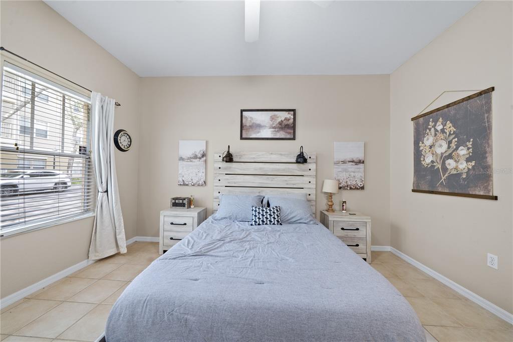 9177 Southwest 52nd Road, Unit E103 Gainesville, FL 32608 - Photo 35 of 47