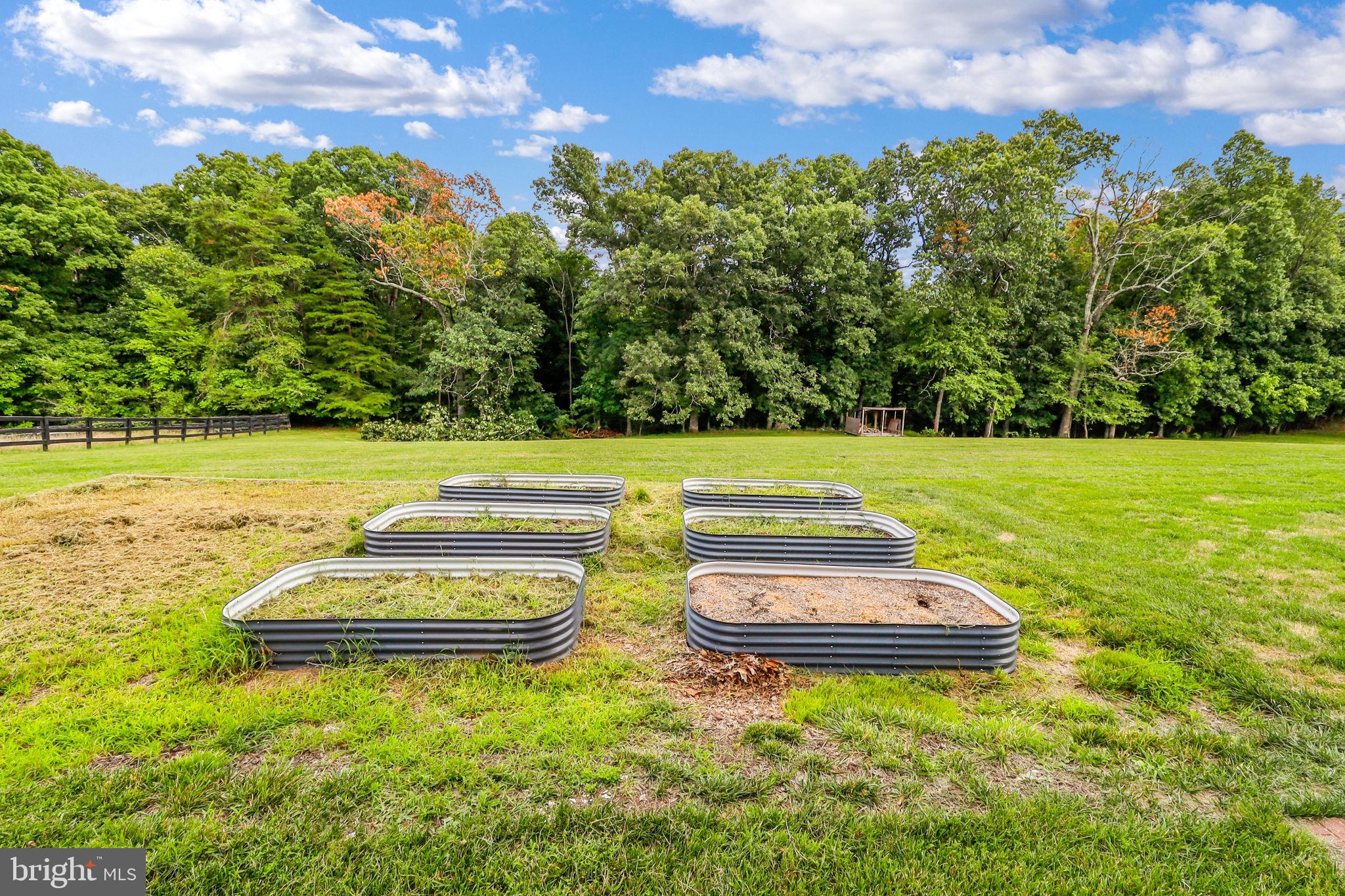 21960 Oatlands Road Aldie, VA 20105 - Photo 16 of 79