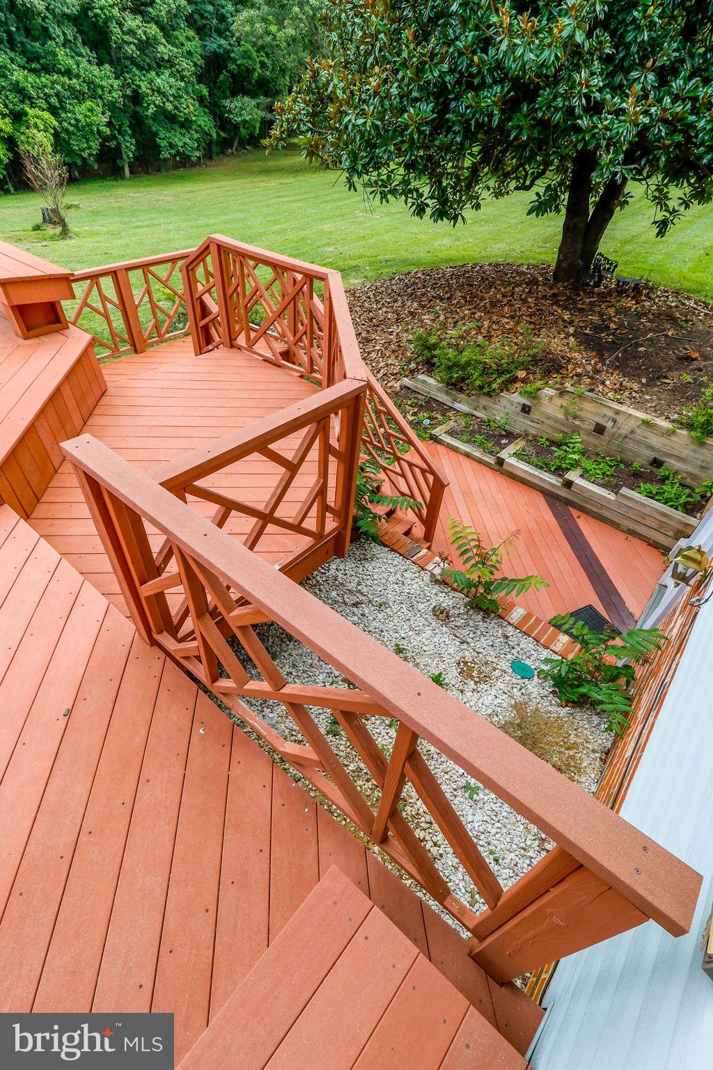 21960 Oatlands Road Aldie, VA 20105 - Photo 21 of 79 a view of swimming pool with a patio