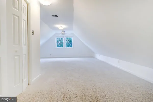 $5,000 | 21960 Oatlands Road, Aldie, VA 20105