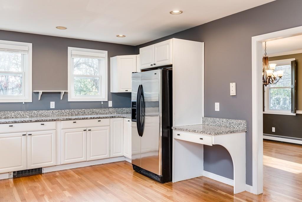 68 Taylor Road Acton, MA 01720 - Photo 6 of 35 Gallery Image 6