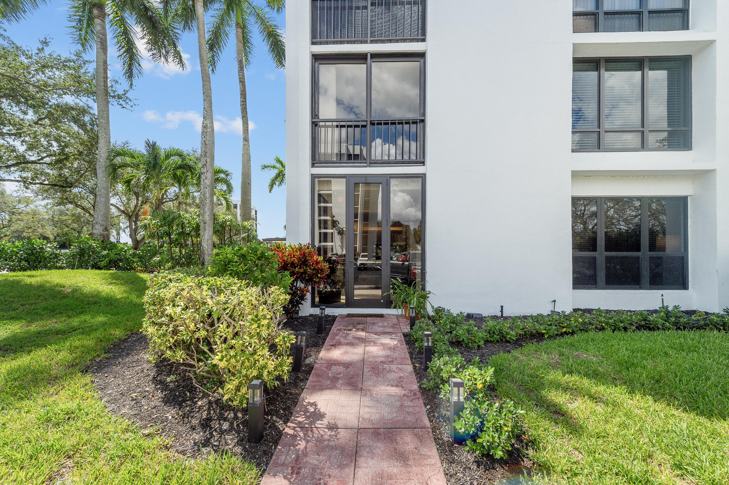 7819 Lakeside Boulevard, Unit 814 Boca Raton, FL 33434 - Photo 23 of 36 _dsc0299