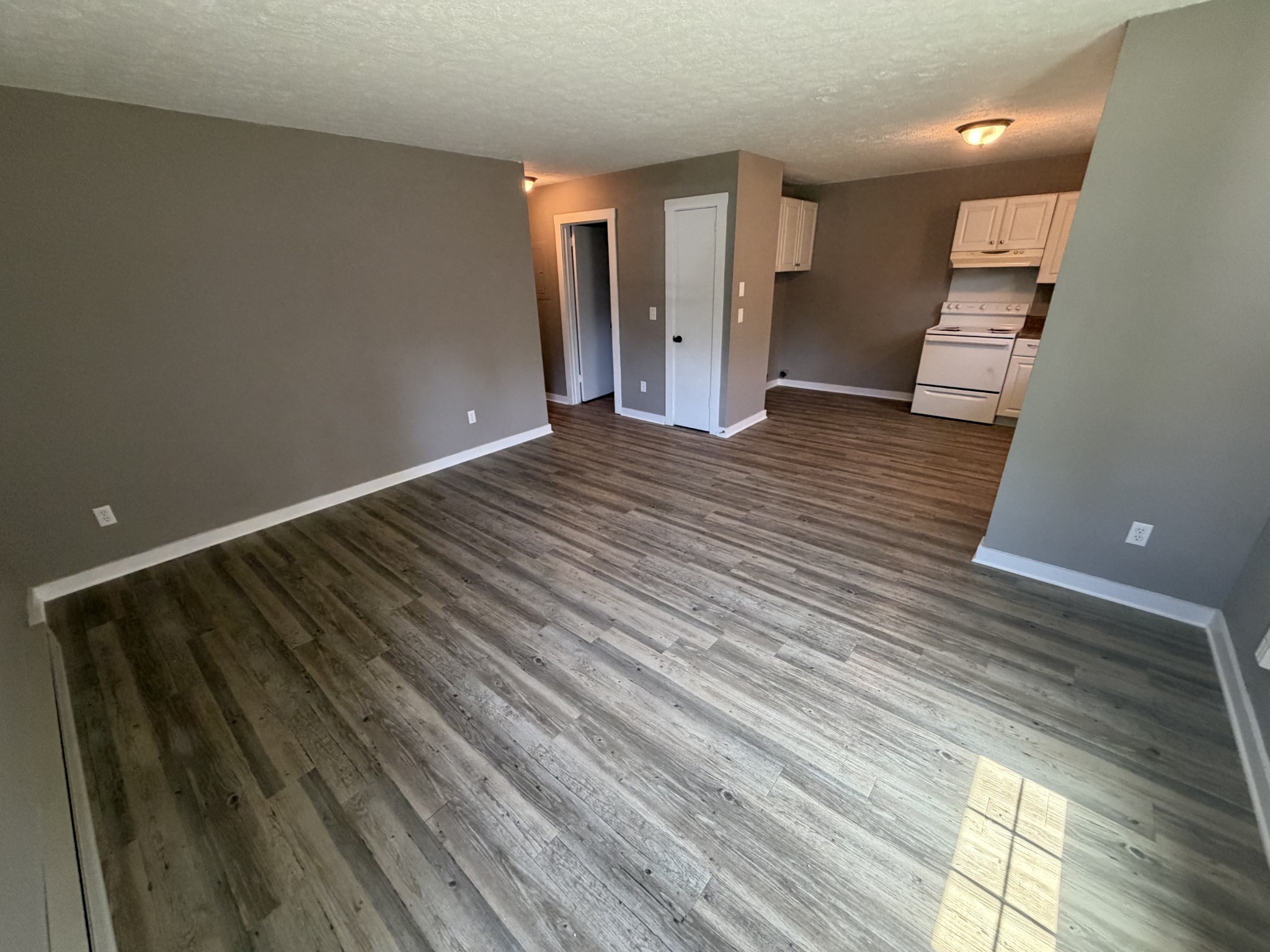 905 Blue Ridge Drive, Unit B Nashville, TN 37207 - Photo 3 of 8
