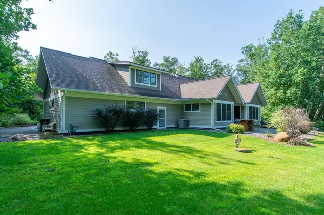 $999,000 | 24197 Willow Circle, Nisswa, MN 56468