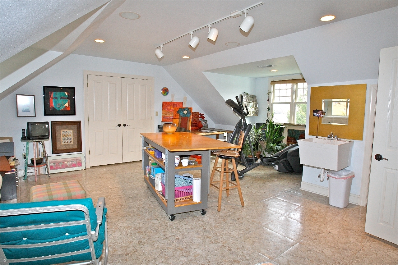 990 3 Quarter Point Road Wirtz, VA 24184 - Photo 66 of 68 Upper Level Studio