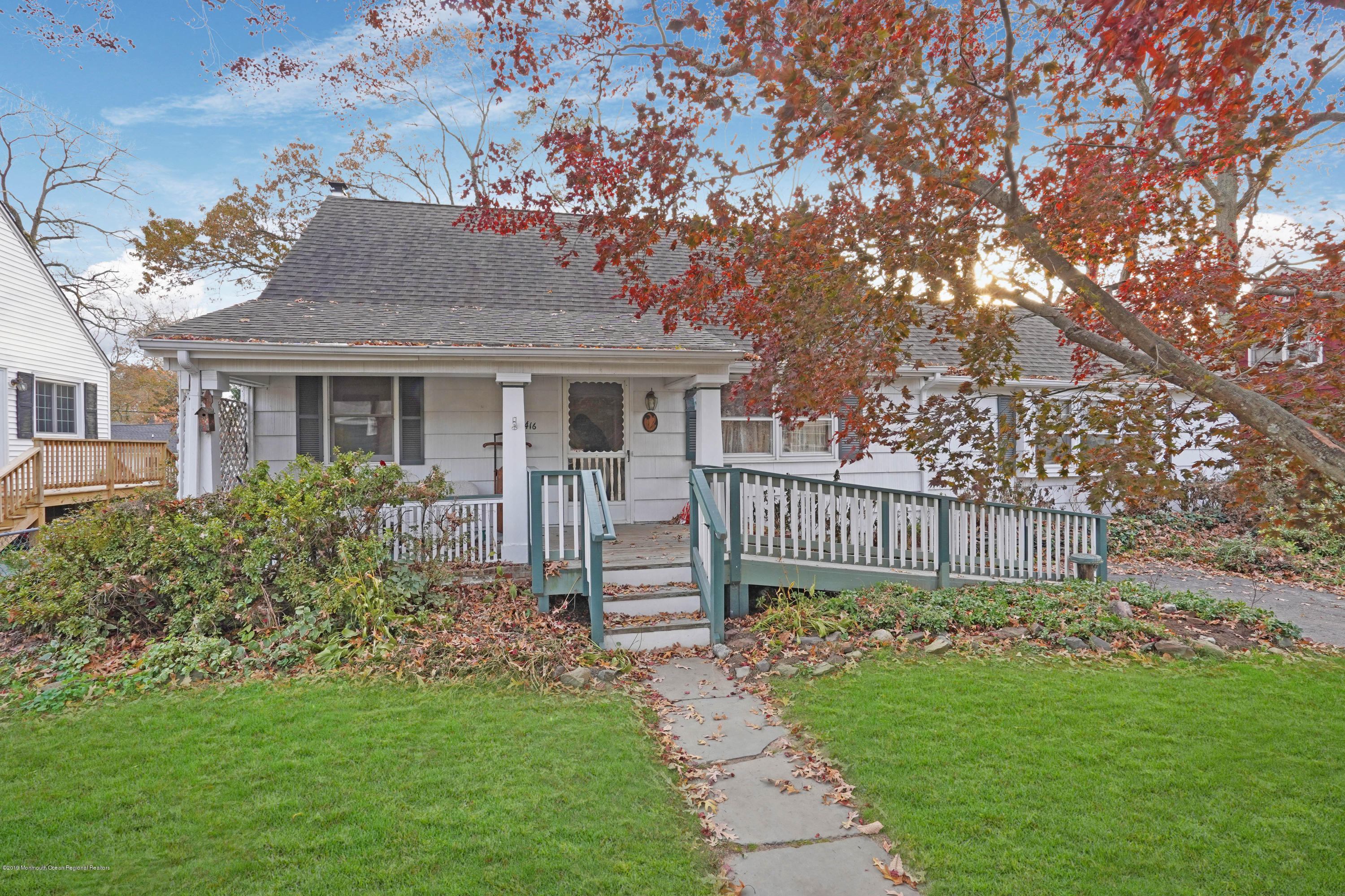 416 Moore Road Neptune Township, NJ 07753 - Photo 3 of 20 mjb00421-mjb00425_1