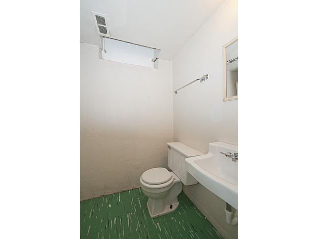 1718 Dunmore Road Ann Arbor, MI 48103 - Photo 23 of 31 Photo 23