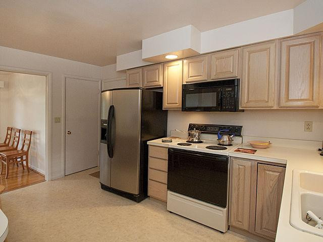 1718 Dunmore Road Ann Arbor, MI 48103 - Photo 4 of 31 Photo 4