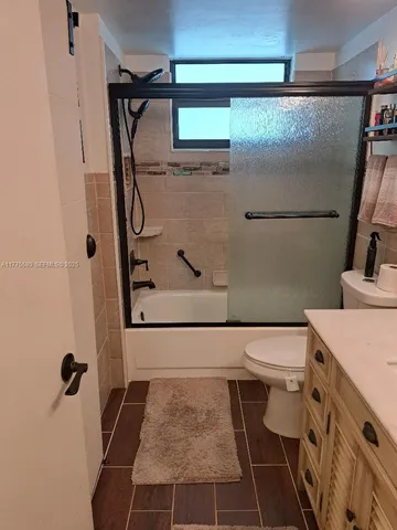 $178,000 | 5501 Lakeside Drive, Unit 204, Margate, FL 33063