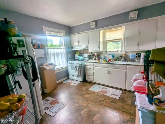 $2,200 | 597 Belvidere Road, Unit 2, Phillipsburg, NJ 08865