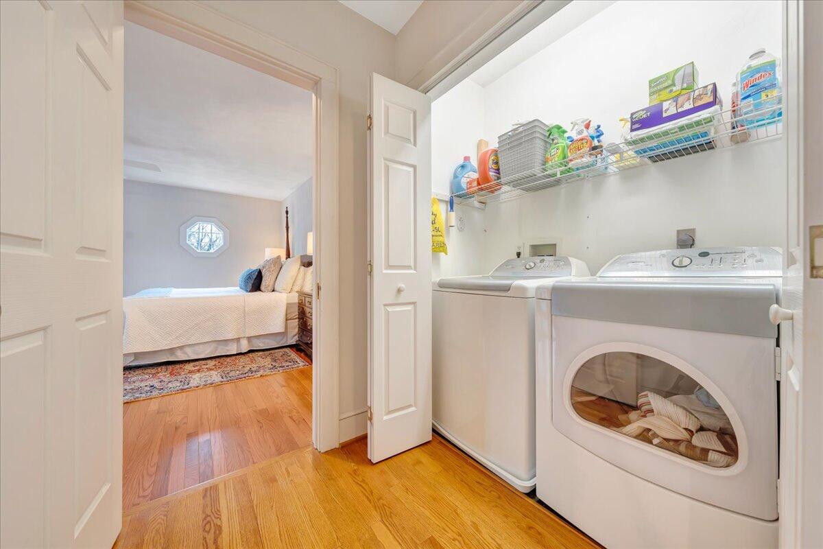 3203 Windsor Road Roanoke, VA 24018 - Photo 28 of 49 Laundry