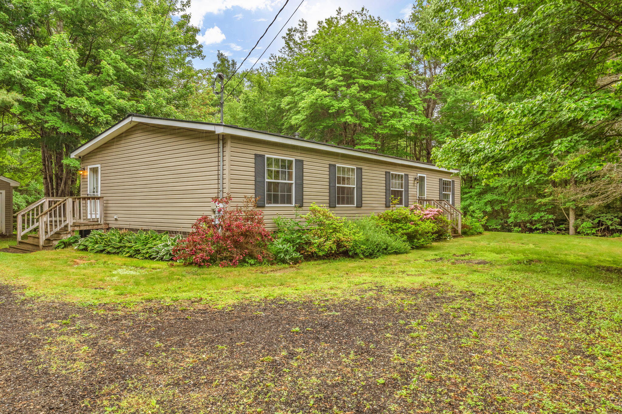 135 Ridgewood Drive Warren, ME 04864 - Photo 2 of 60