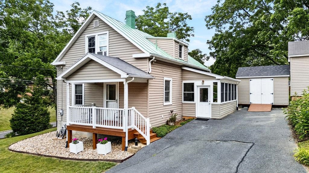1801 Shutterlee Mill Road Staunton, VA 24401 - Photo 2 of 34