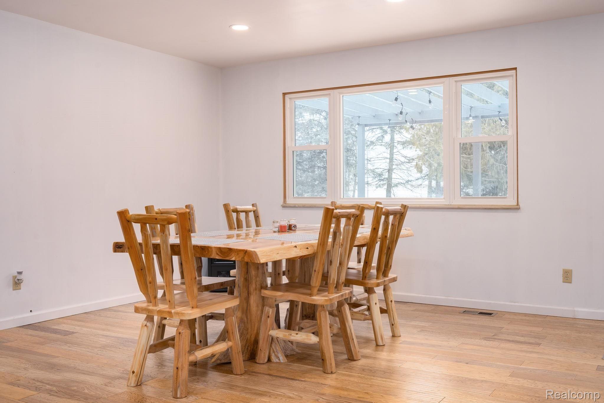 10223 Rolston Road Byron, MI 48418 - Photo 16 of 36 15-web-or-mls-10223-Rolston-Rd-15.jpg