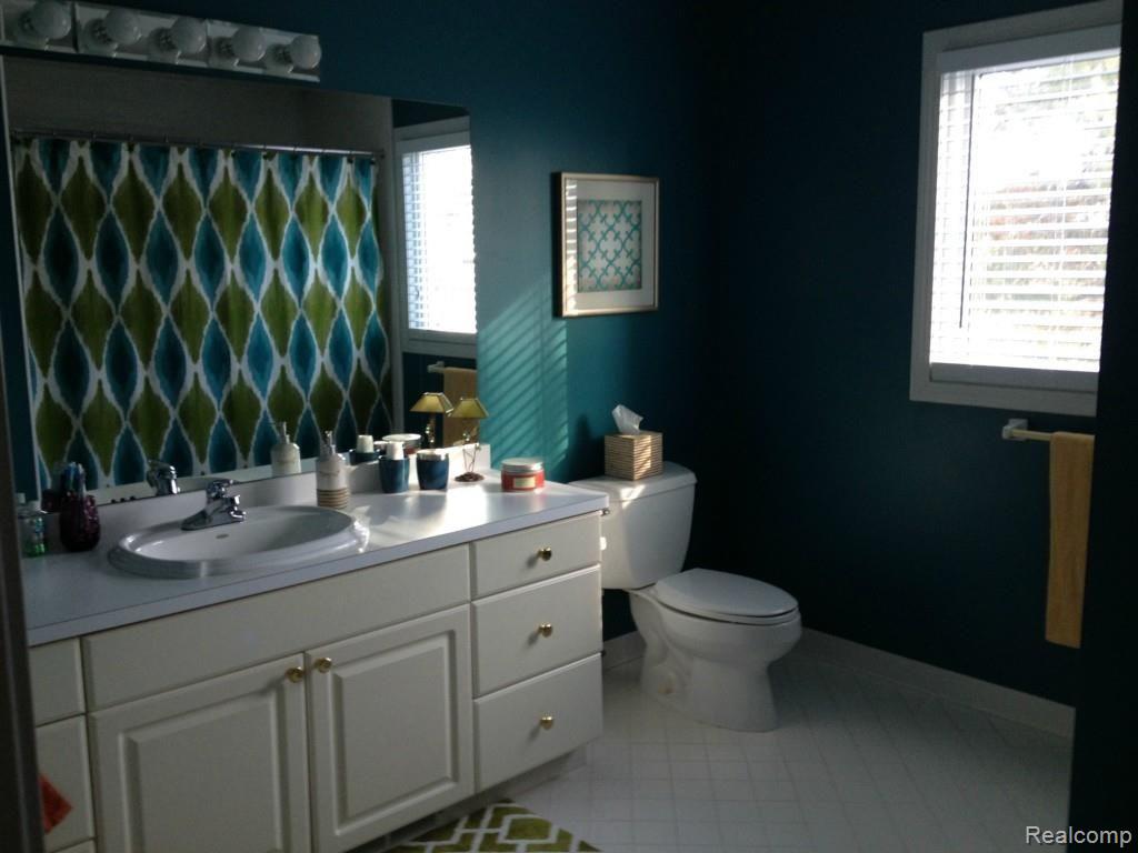 5170 Glengate Road Rochester, MI 48306 - Photo 19 of 25 glengate 5.jpg