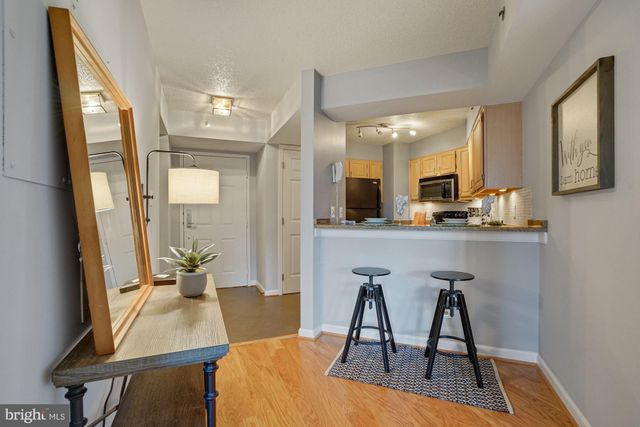 $398,000 | 1200 Braddock Place, Unit 209, Alexandria, VA 22314