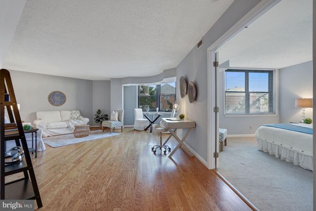 $398,000 | 1200 Braddock Place, Unit 209, Alexandria, VA 22314