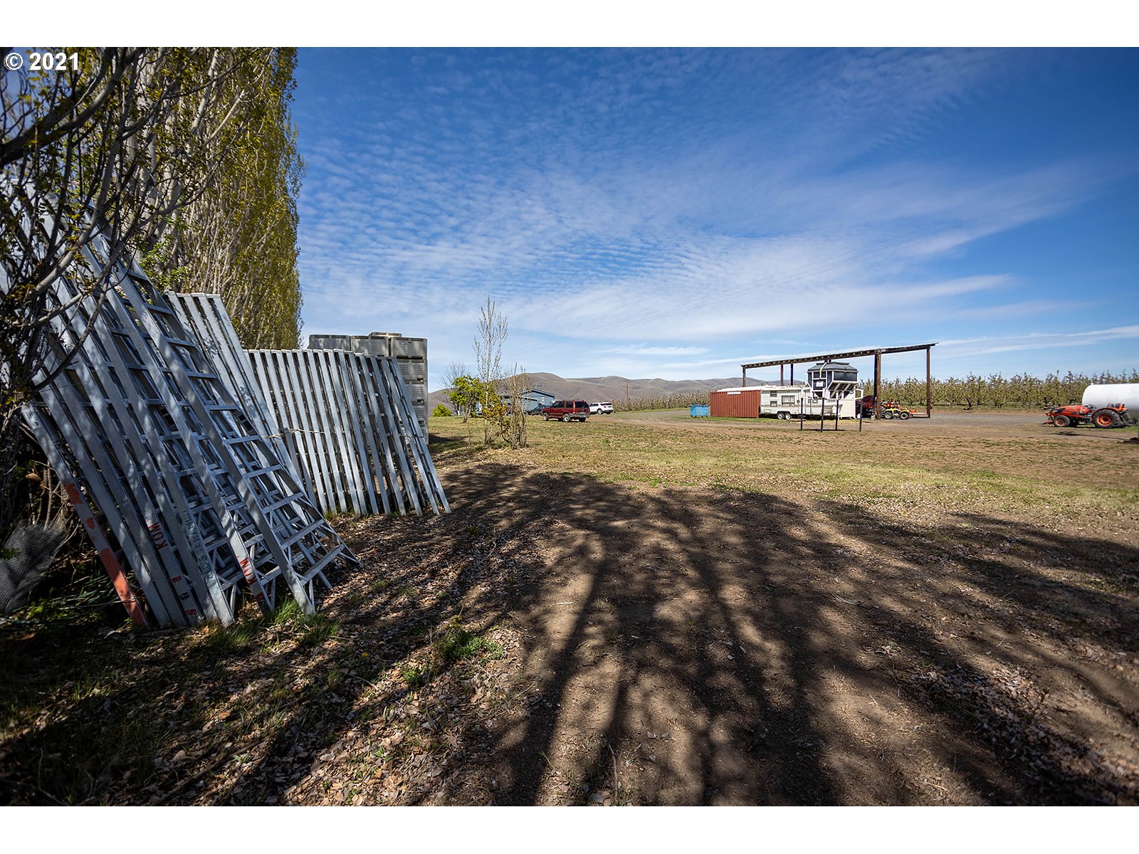 82088 Wamic Market Road Tygh Valley, OR 97063 - Photo 7 of 28 Gallery Image 7