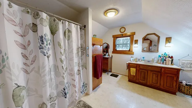 $300,000 | 5012 County Hwy BC, Sparta, WI 54656