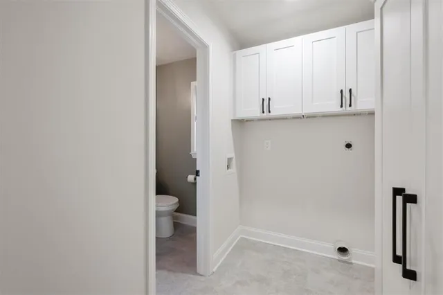 $897,500 | 3680 West 194th Street, Stilwell, KS 66085