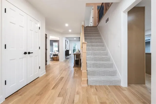 $897,500 | 3680 West 194th Street, Stilwell, KS 66085