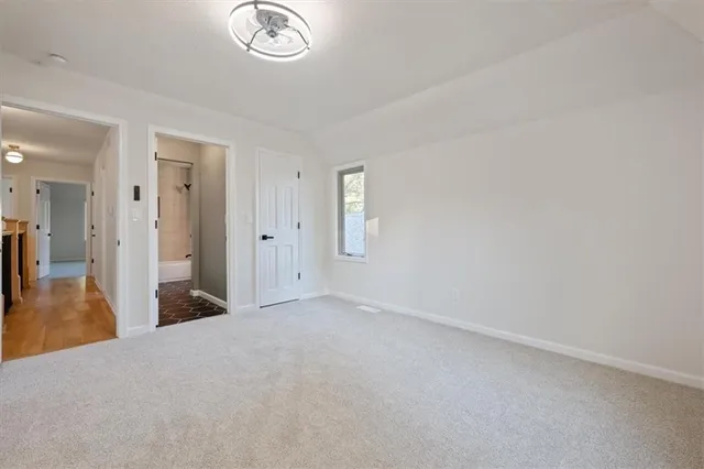 $897,500 | 3680 West 194th Street, Stilwell, KS 66085