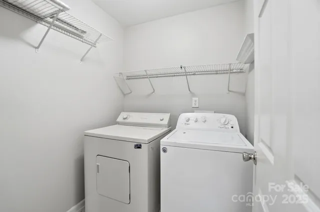 $289,900 | 1533 Hollow Maple Drive, Charlotte, NC 28216