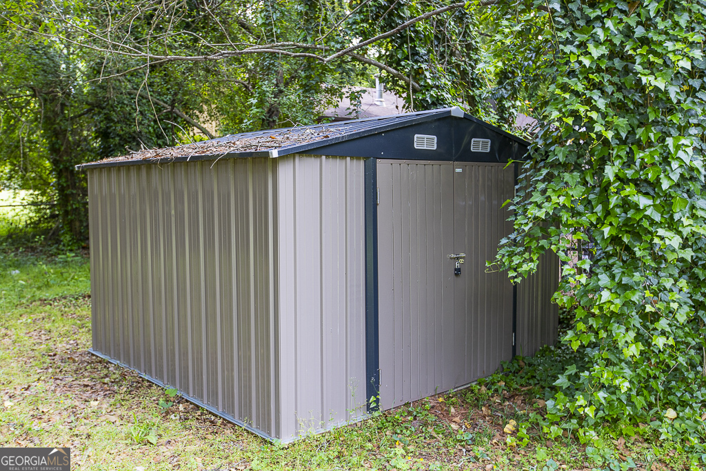 135 Partridge Lane Athens, GA 30606 - Photo 16 of 18