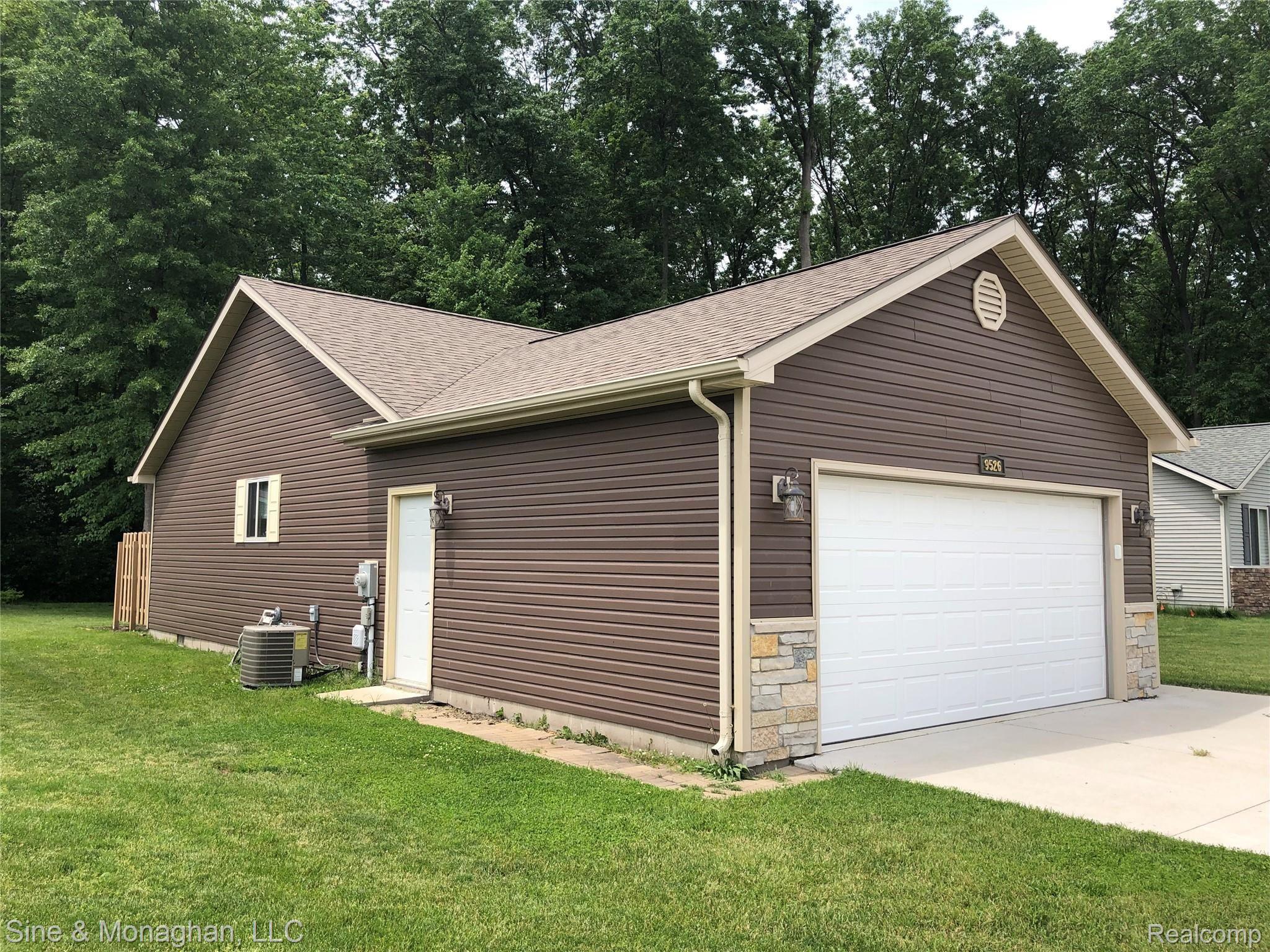 9526 Amy Road Algonac, MI 48001 - Photo 3 of 39 3.JPG