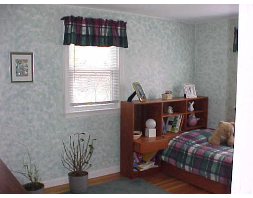 157 Devon Road Norwood, MA 02062 - Photo 11 of 12 Gallery Image 11