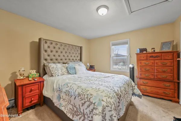 $284,000 | 19 Fisk Street, Cheshire, MA 01225