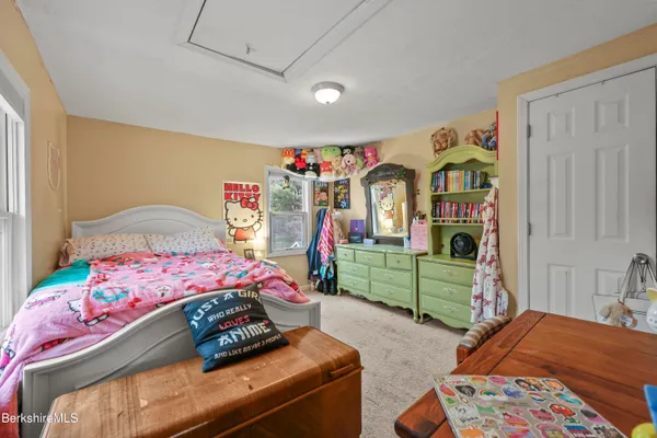 $284,000 | 19 Fisk Street, Cheshire, MA 01225