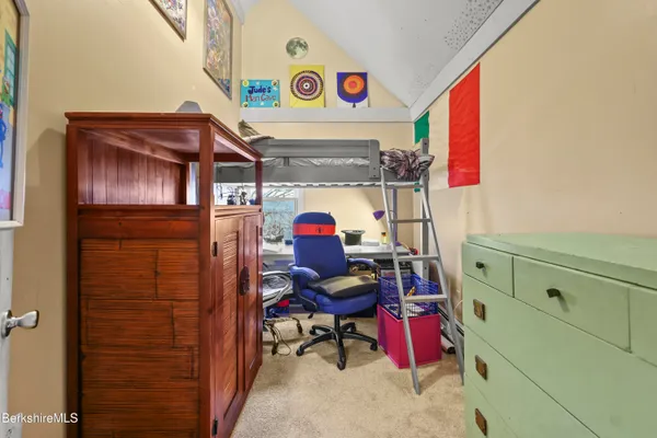 $284,000 | 19 Fisk Street, Cheshire, MA 01225
