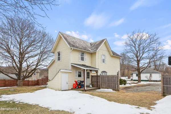 $284,000 | 19 Fisk Street, Cheshire, MA 01225