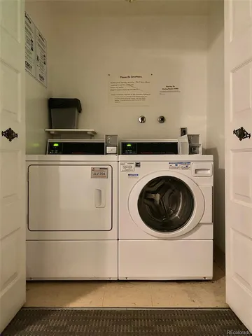 $1,750 | 1243 North Gaylord Street, Unit 302, Denver, CO 80206