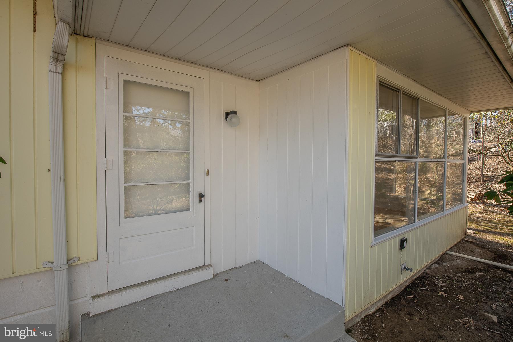 16 Rampart East Media, PA 19063 - Photo 2 of 28 Front Entrance