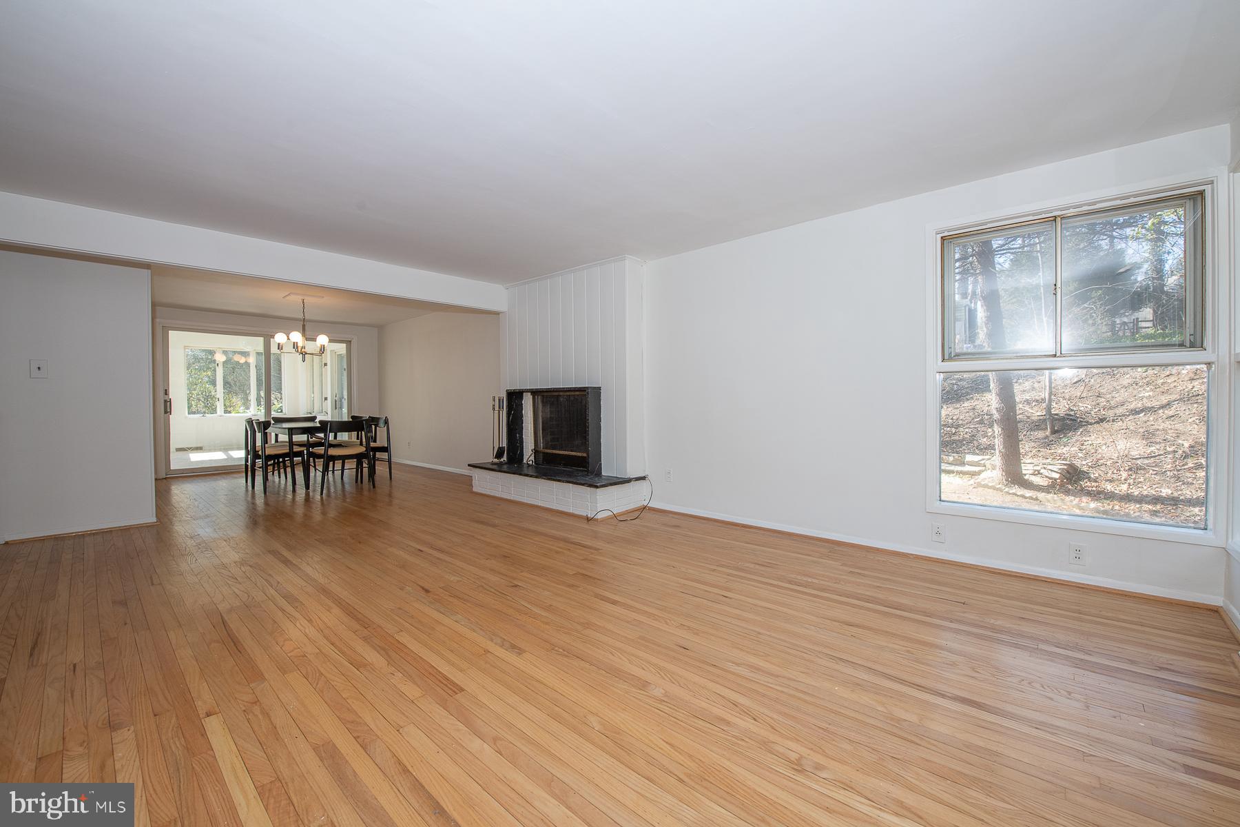 16 Rampart East Media, PA 19063 - Photo 5 of 28 Open Living Space