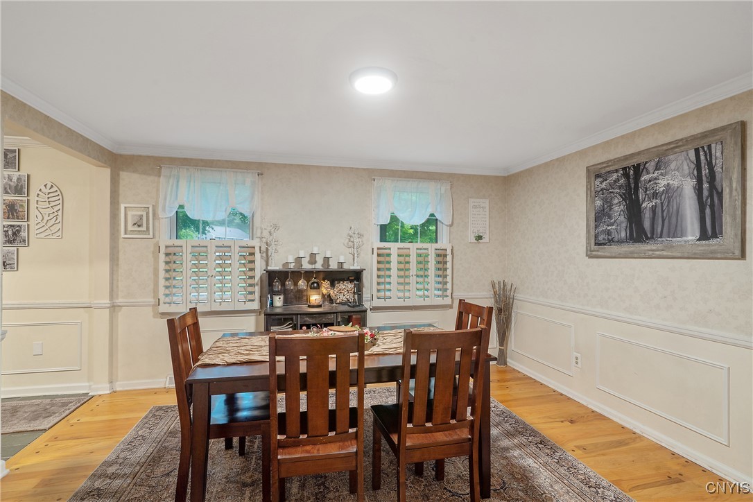 223 Windcrest Drive Camillus, NY 13031 - Photo 17 of 45 Dining Room