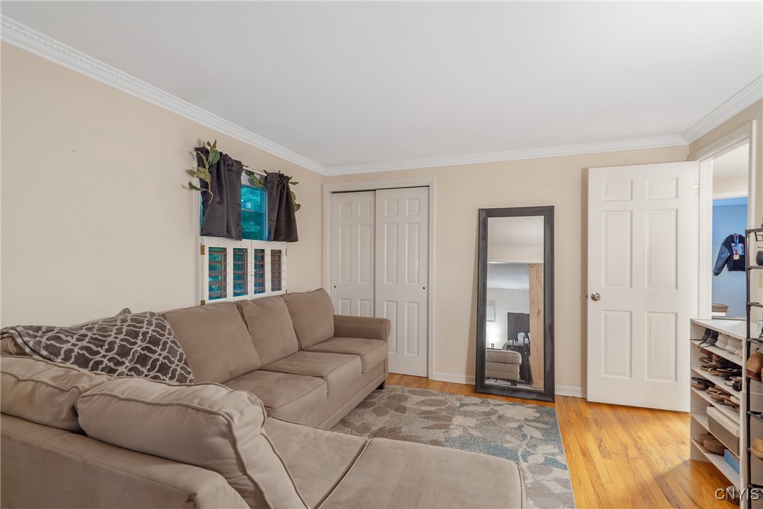 223 Windcrest Drive Camillus, NY 13031 - Photo 35 of 45 Bedroom 5