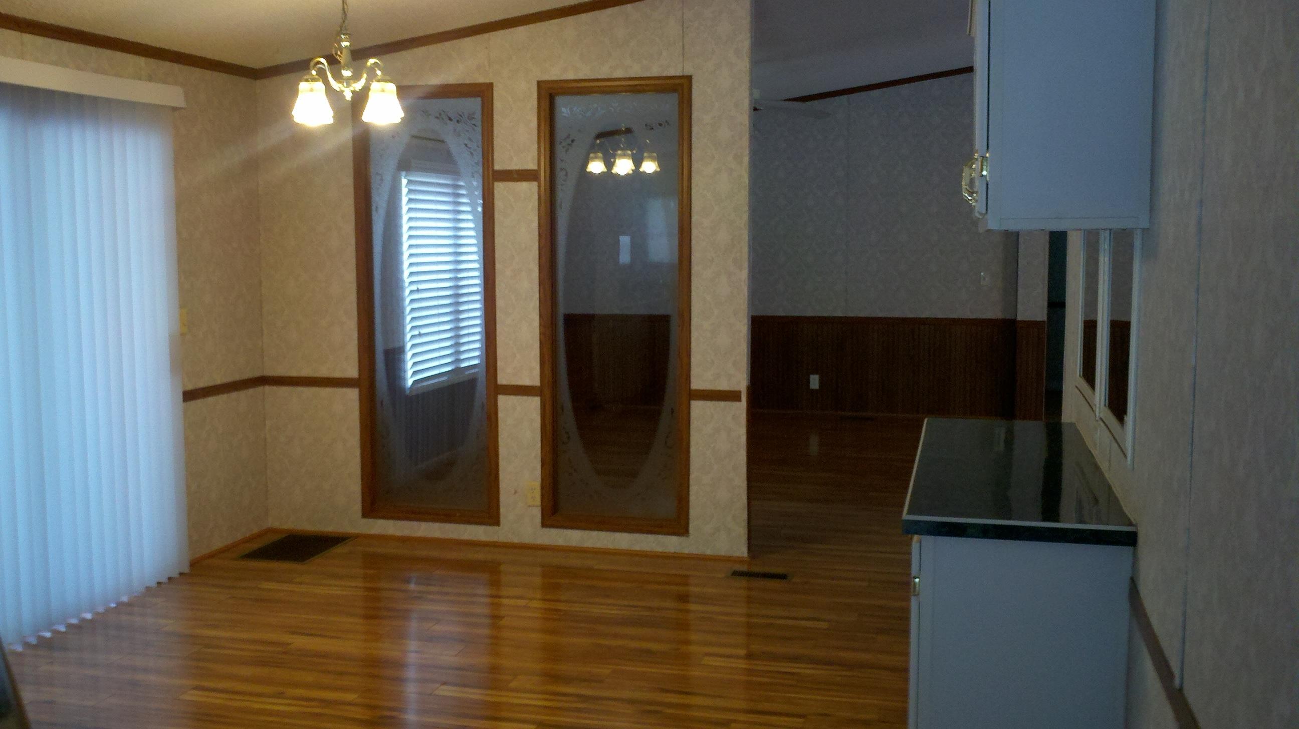 70 Hummingbird Lane Freeport, FL 32439 - Photo 4 of 19 Eat-in Kitchen Area