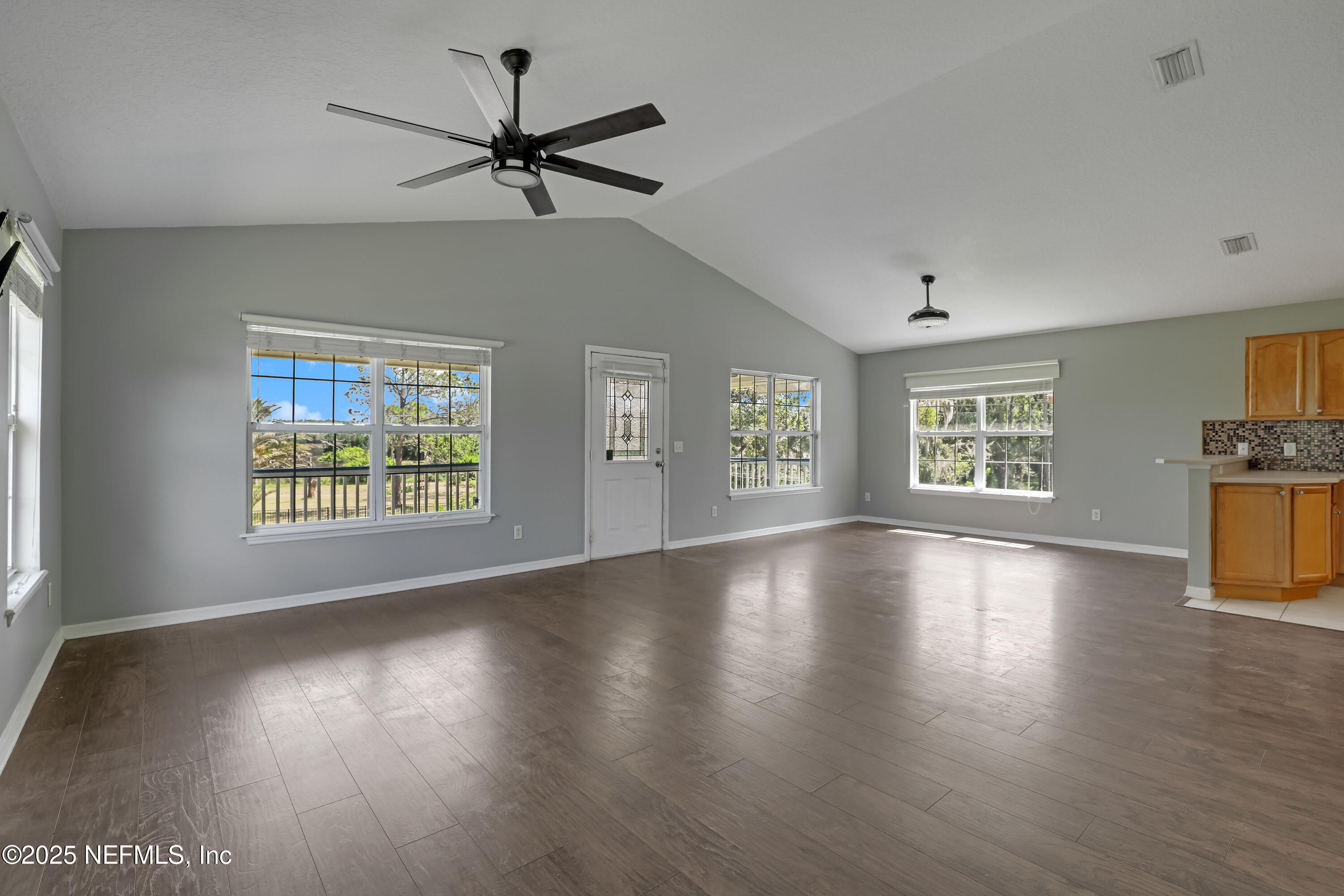 478 Horseshoe Road South St. Augustine, FL 32084 - Photo 22 of 56 21 Living room-Second Floor