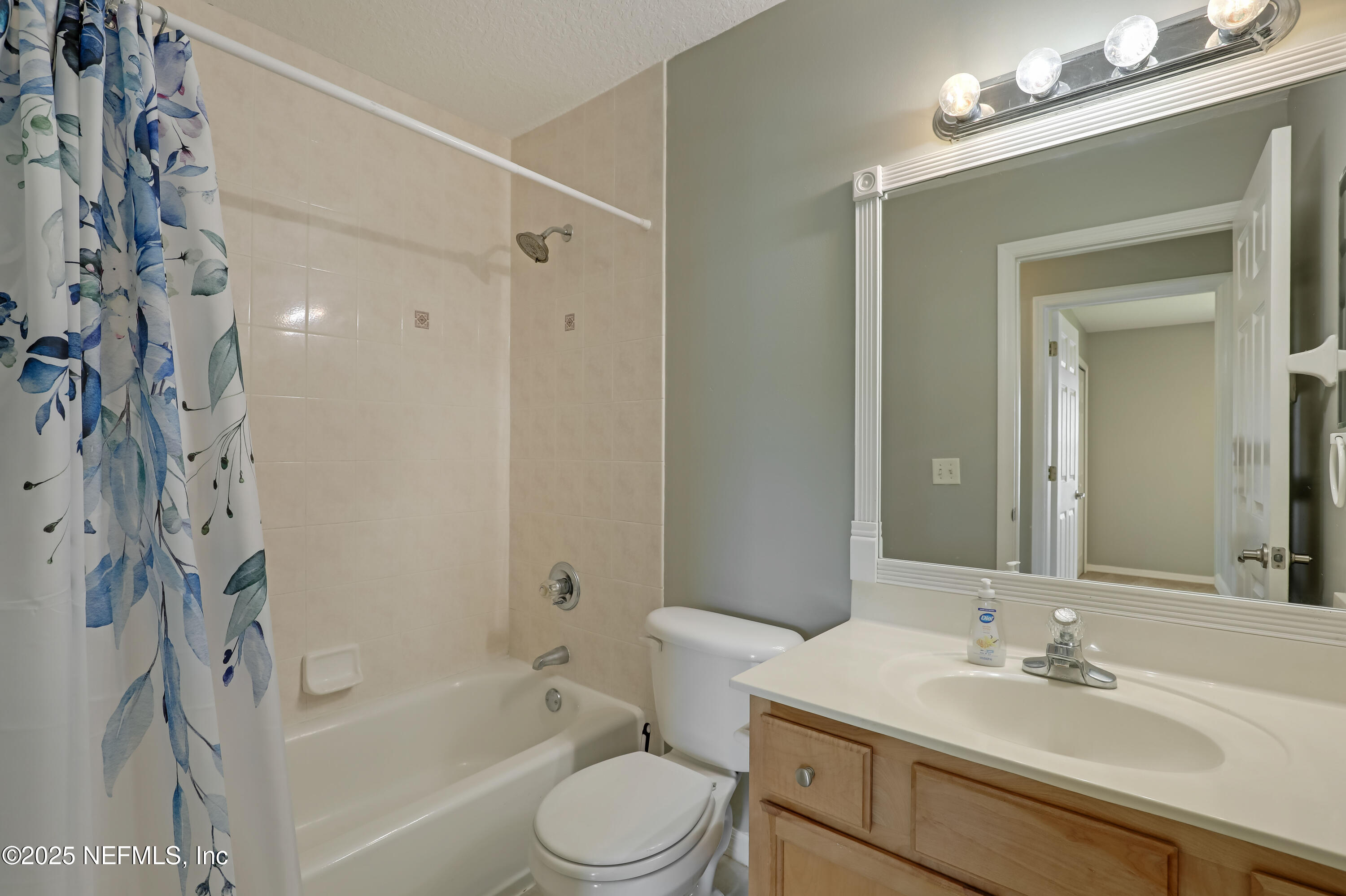 478 Horseshoe Road South St. Augustine, FL 32084 - Photo 39 of 56 38 Bathroom-Second Floor