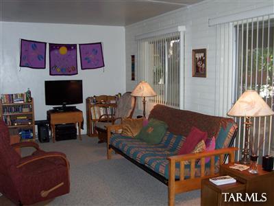 1002 South Kolb Road, Unit 13 Tucson, AZ 85710 - Photo 4 of 18 Gallery Image 4